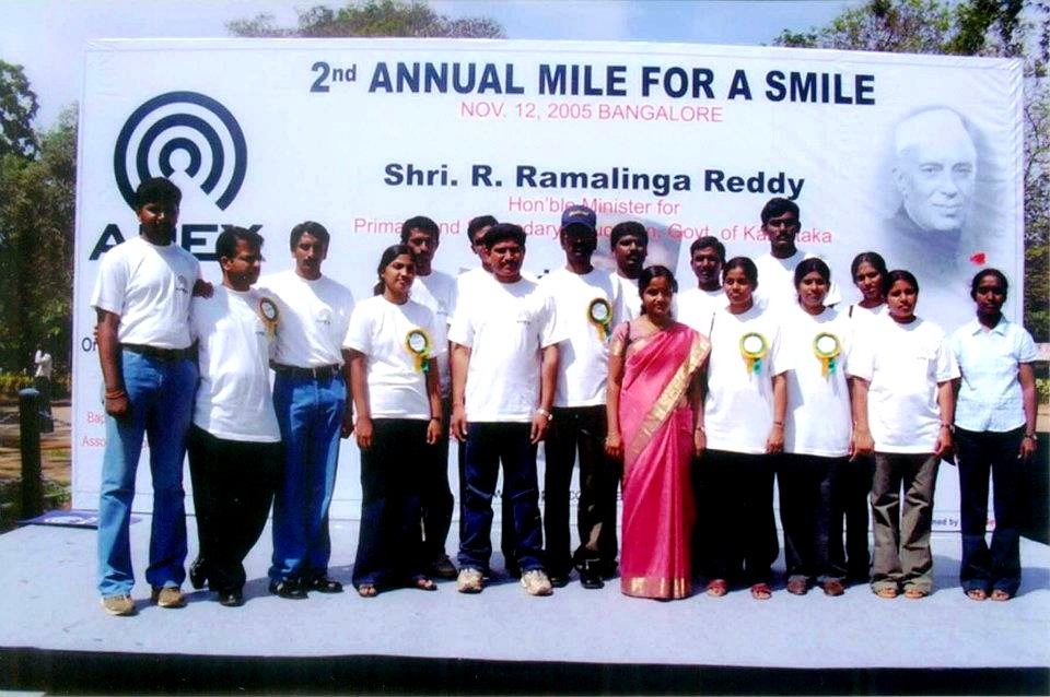 Ravi Thota and team at Mile for a Smile event